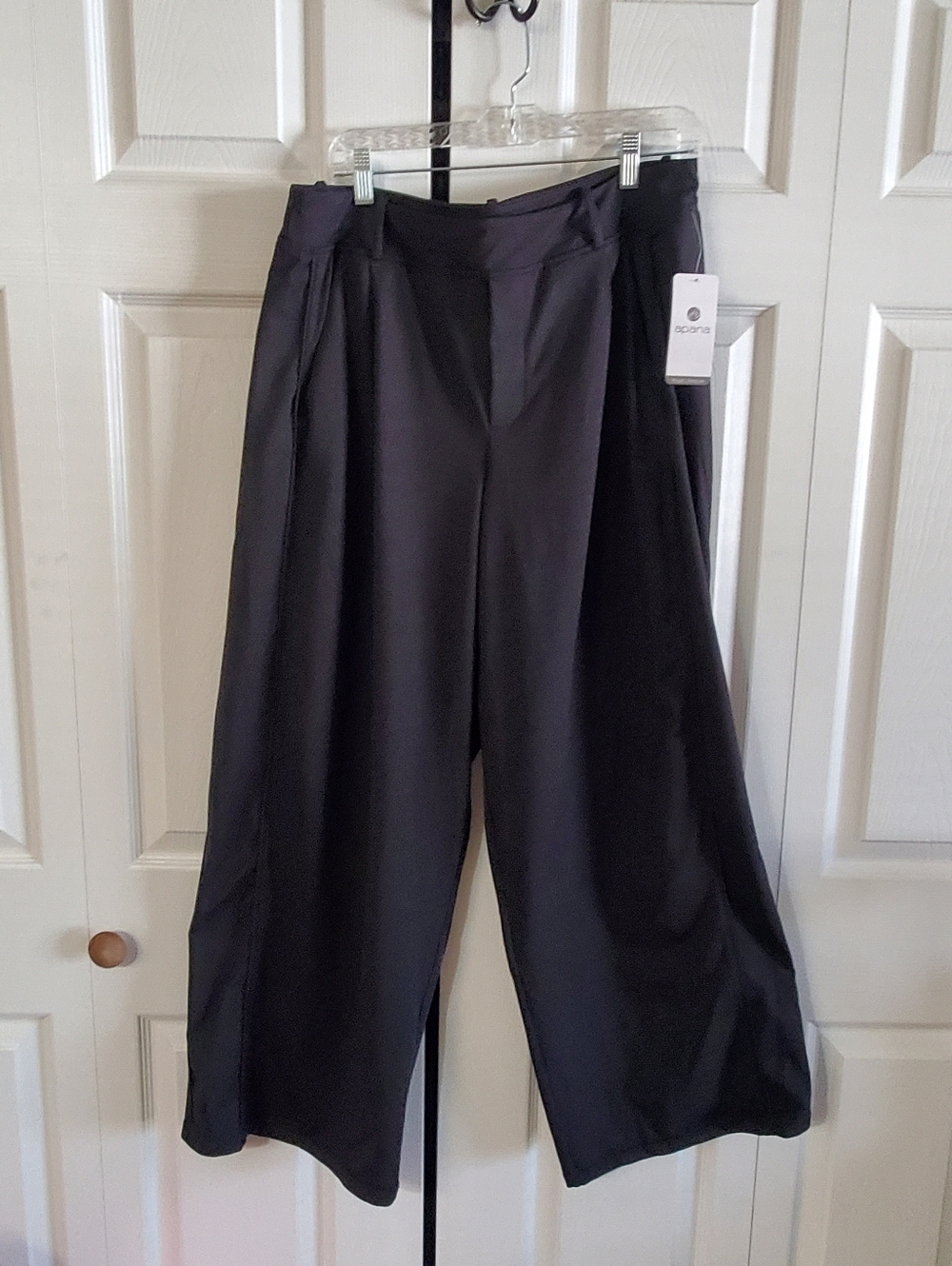 APANA YOGA STRETCH WIDE LEGS PANTS. RICH BLACK NWT XL. Trousers
